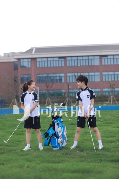 同桌的你校服定制廠家：以硬核品質(zhì)筑牢校園穿著安全防線(xiàn)